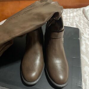 White Mountain Women's Brown Boots
